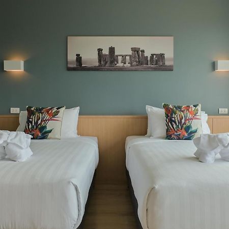 Le Lert Hotel Ratchaburi Exteriör bild